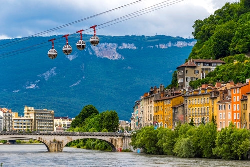 ville de grenoble pour illustrer l'agence Mouv & Log grenoble - société de déménagement grenoble